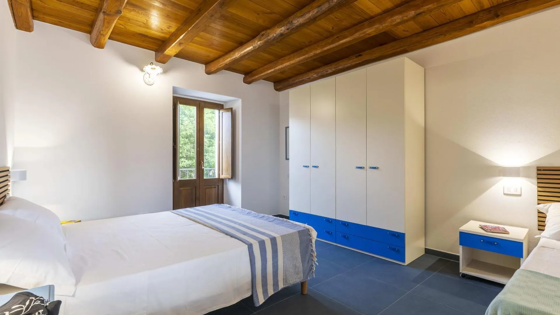 Casa Giacu Holiday Home 토르톨리 아파트