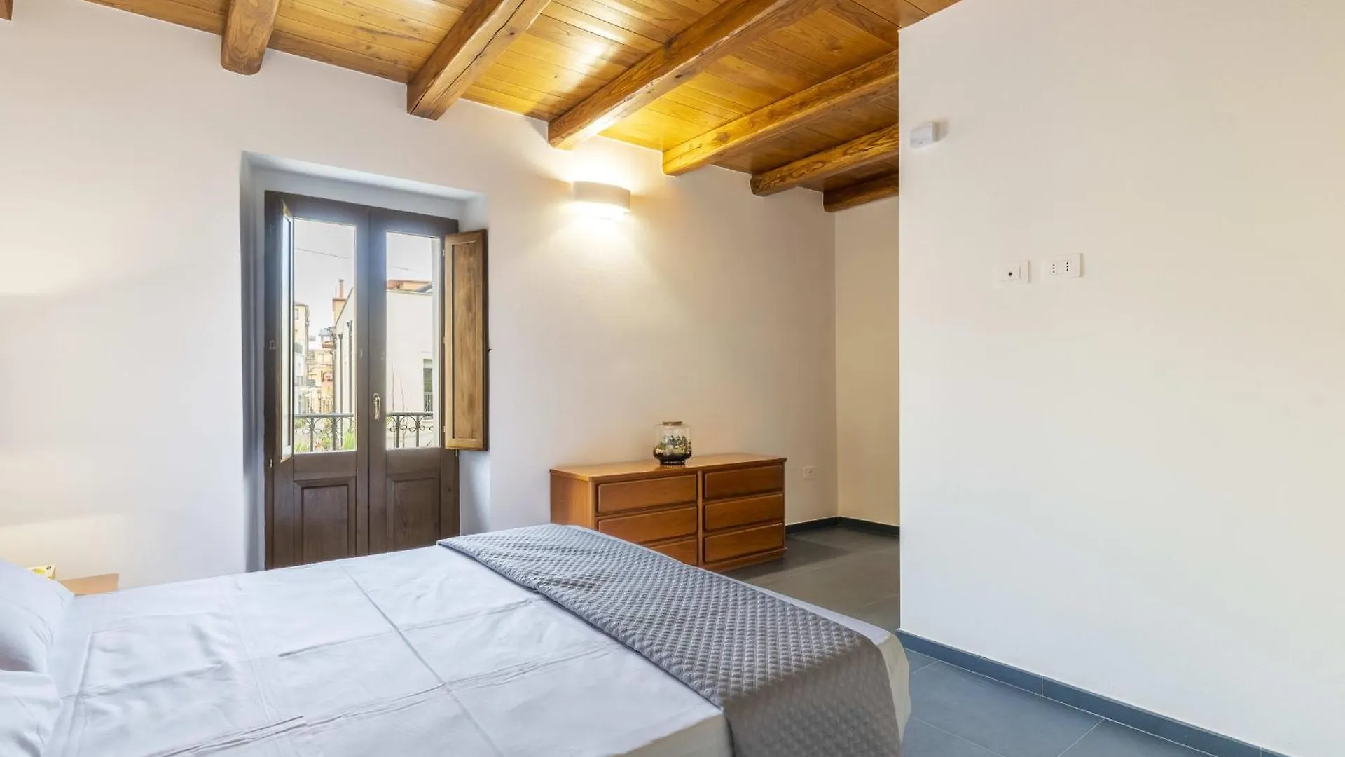 Casa Giacu Holiday Home 토르톨리 이탈리아