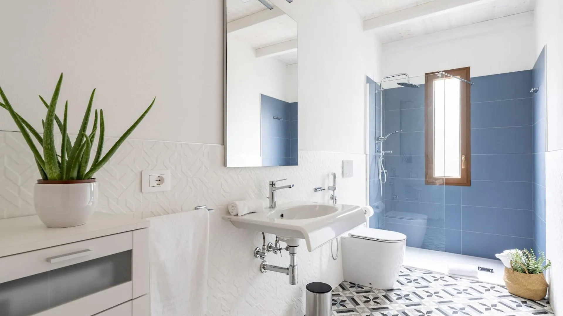 Casa Giacu Holiday Home 토르톨리 아파트